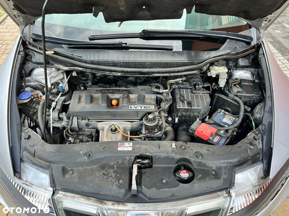 Honda Civic 1.8 Sport - 17