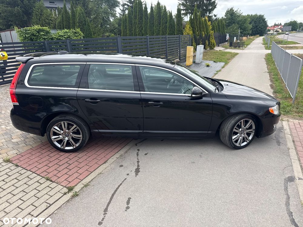 Volvo V70 D5 AWD Dynamic Momentum - 19