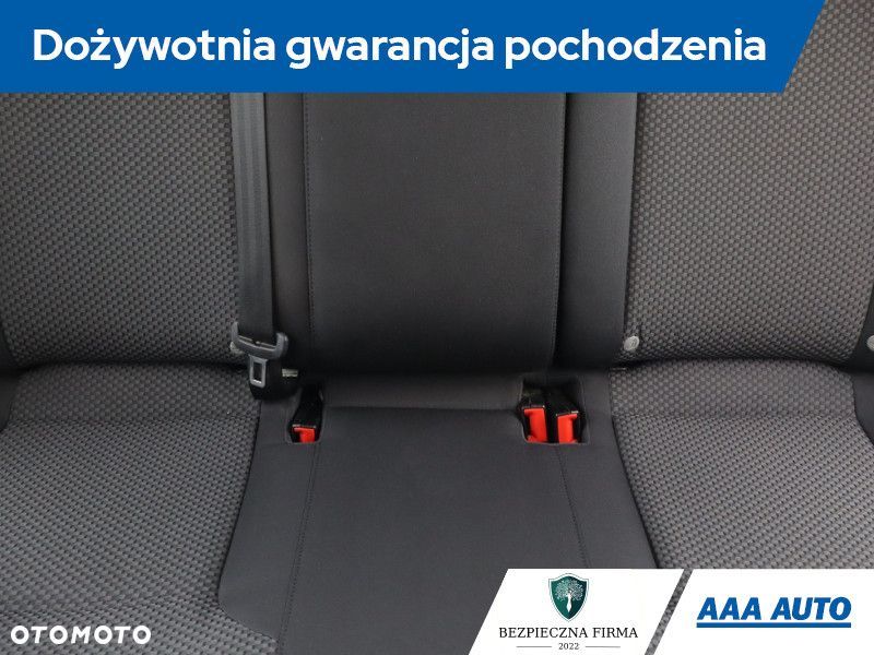 Volkswagen Jetta - 12