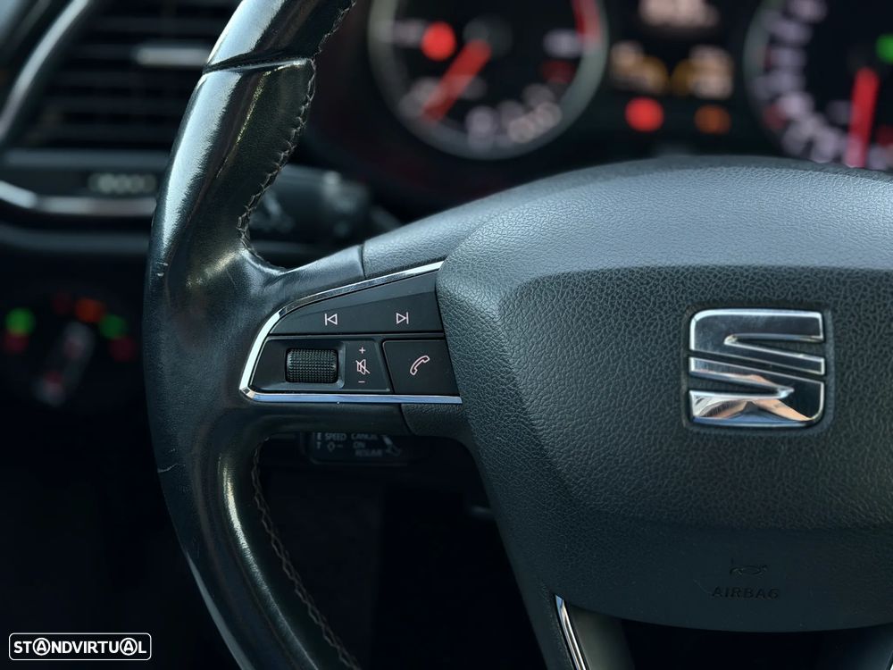 SEAT Leon ST 1.6 TDI S&S DSG Style - 10