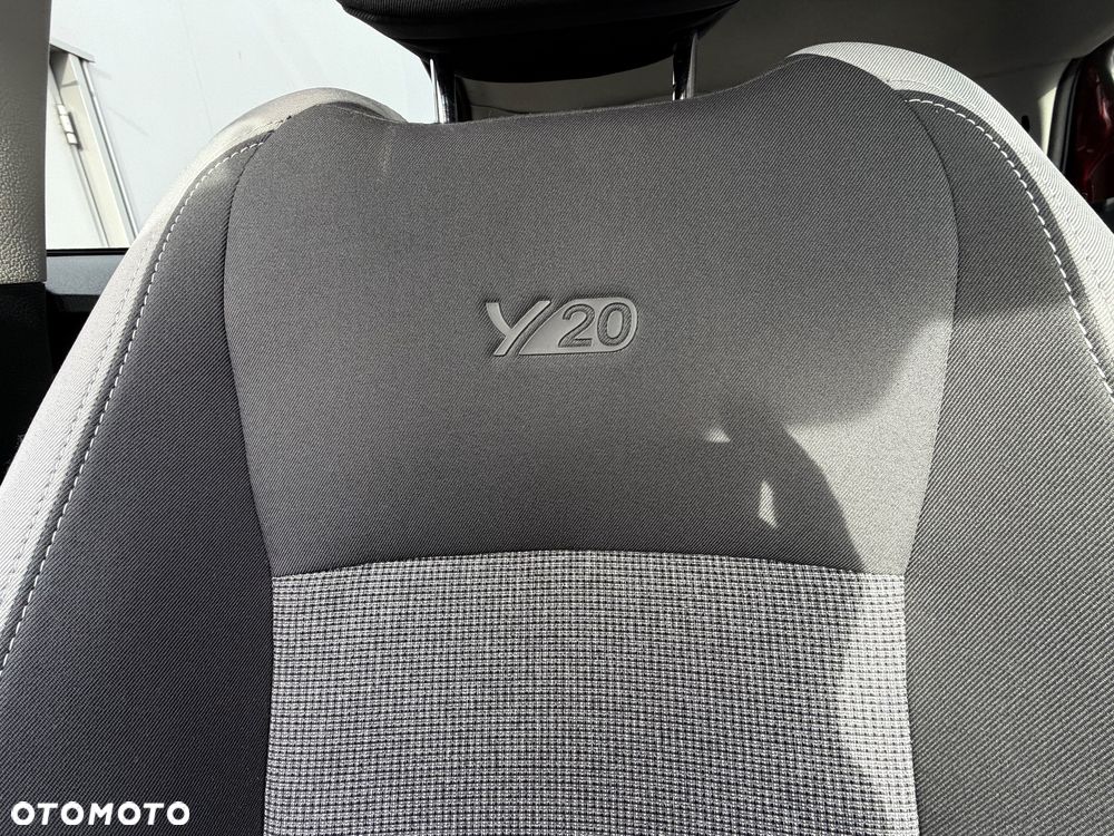 Toyota Yaris 1.5 Premium - 36