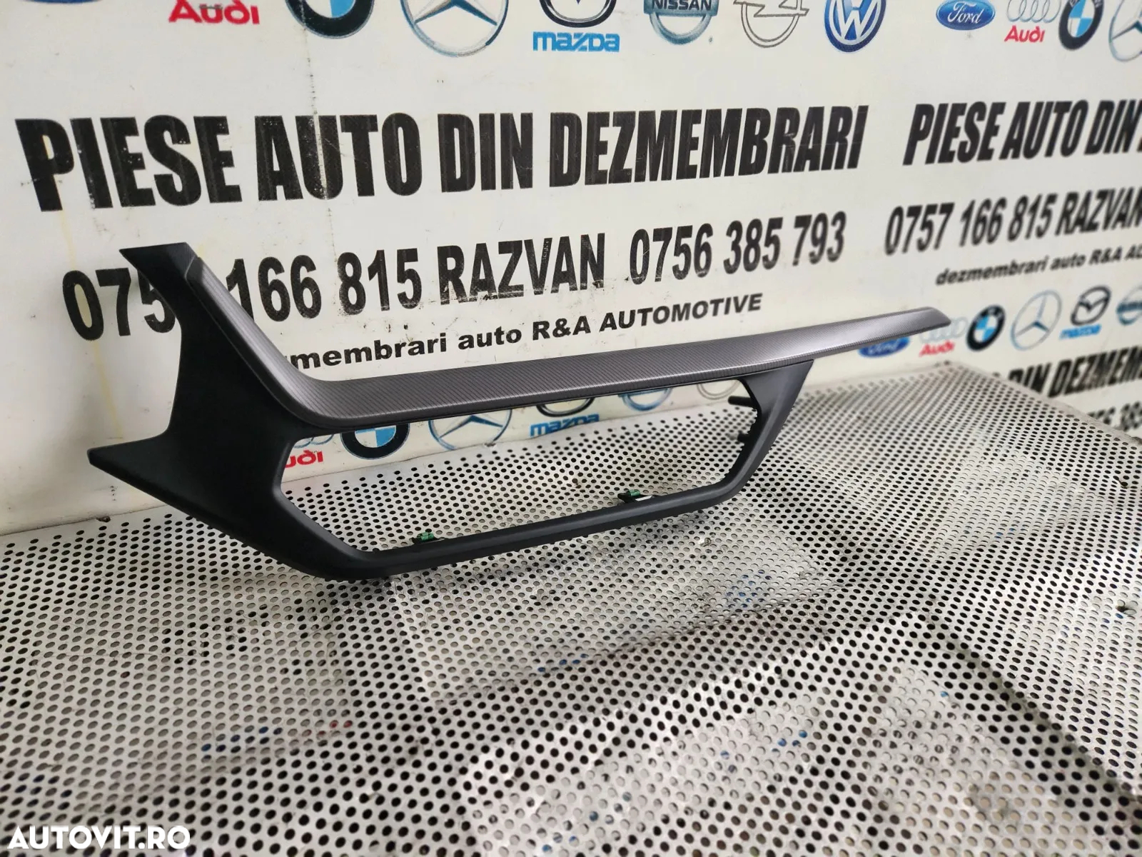 Ornament Trim Bord Bmw Seria 1 F40 F41 Seria 2 F44 F45 F46 Volan Stanga Dezmembrez Bmw F40 M Paket - 3