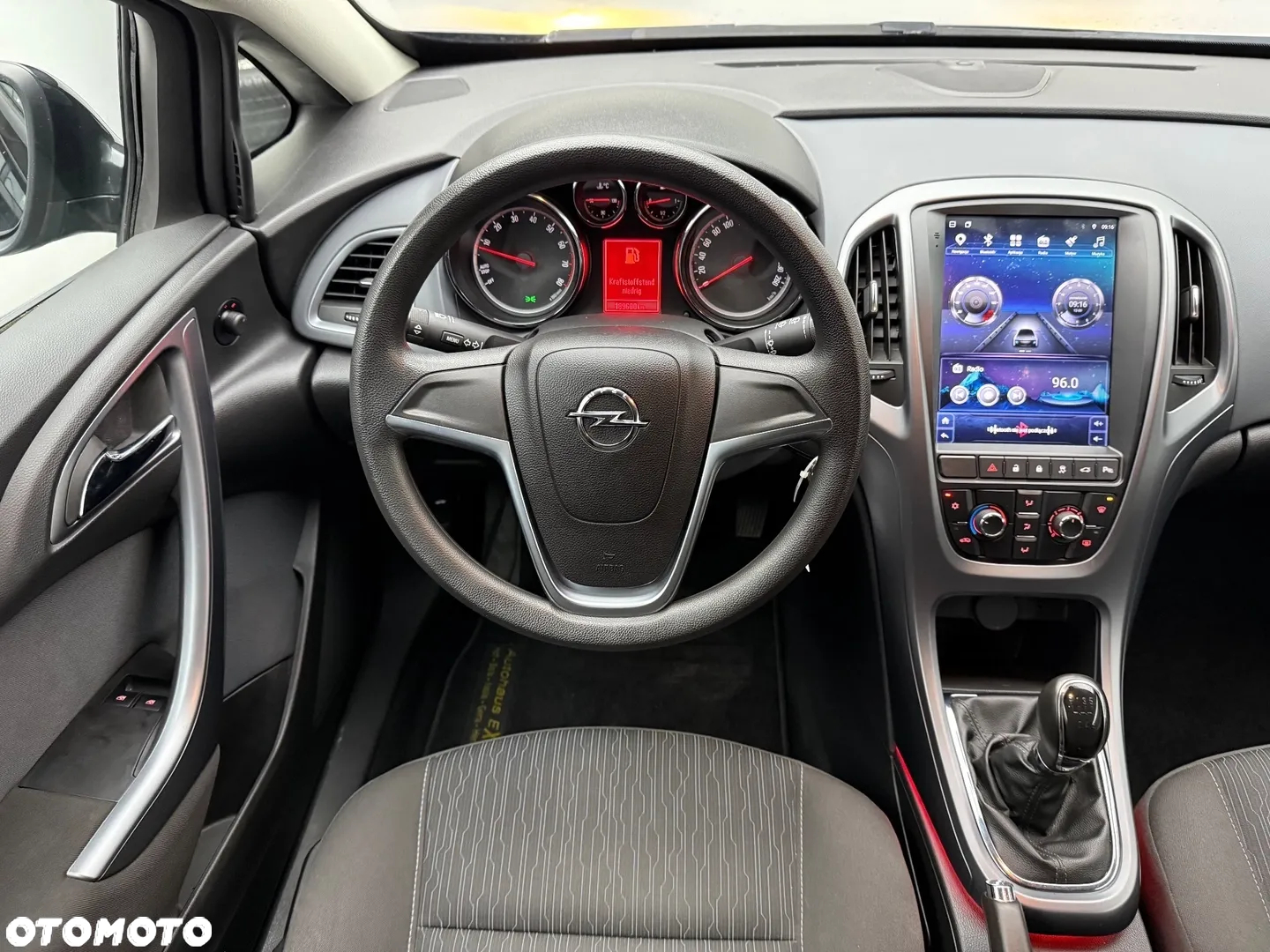 Opel Astra GTC 1.4 Turbo - 23