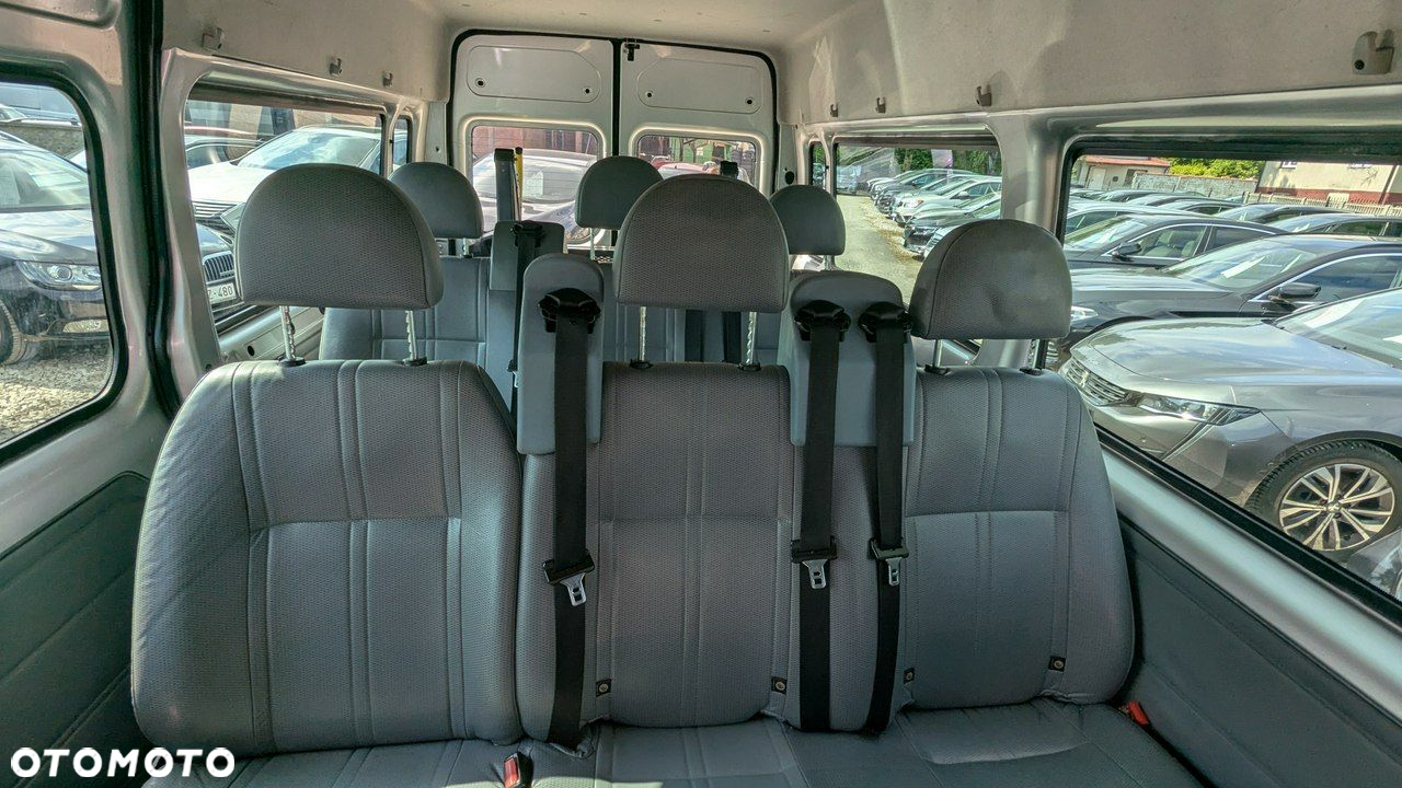 Ford Transit - 18