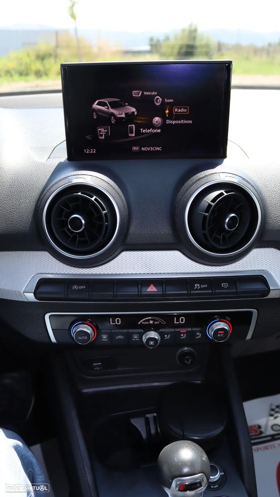 Audi Q2 1.0 TFSI Sport S tronic - 24