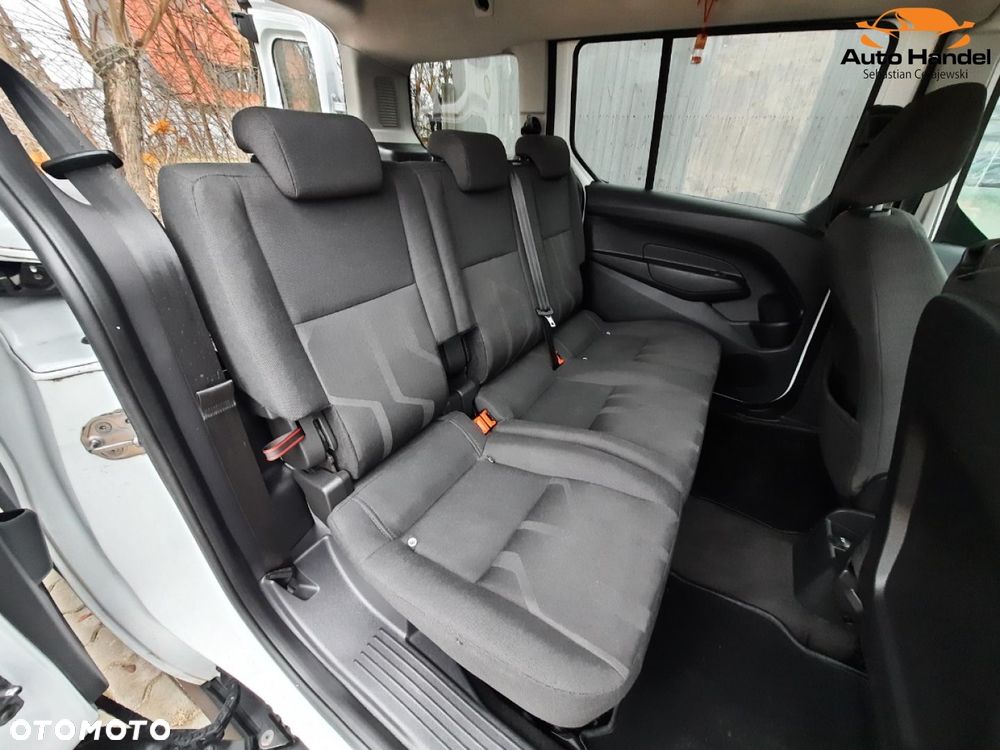 Ford Transit Connect - 28