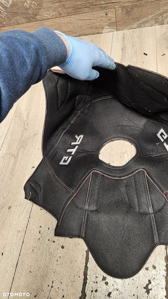 Bagster osłona na zbiornik Kawasaki GTR 1400 - 10