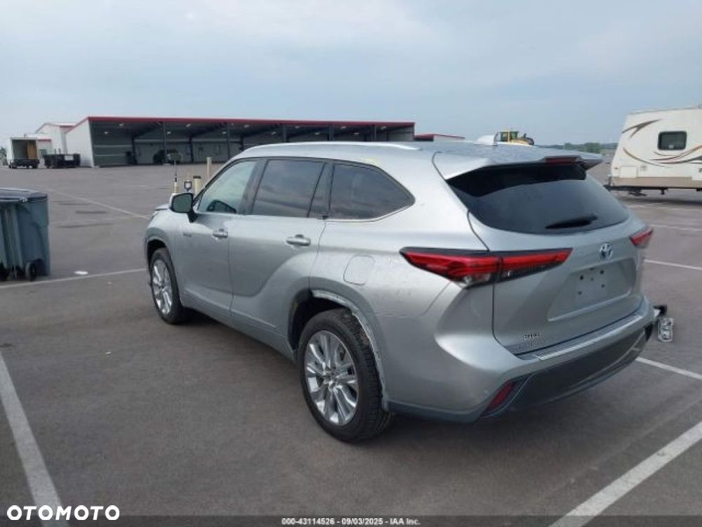 Toyota Highlander - 4