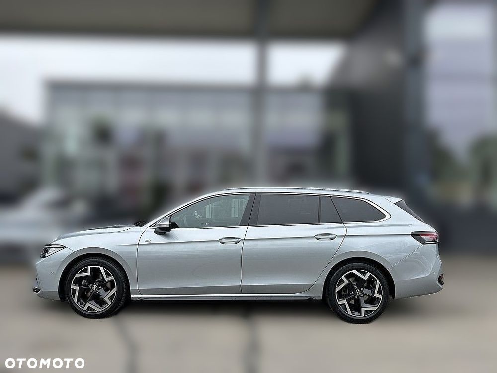 Volkswagen Passat 2.0 TSI 4Mot R-Line DSG - 7