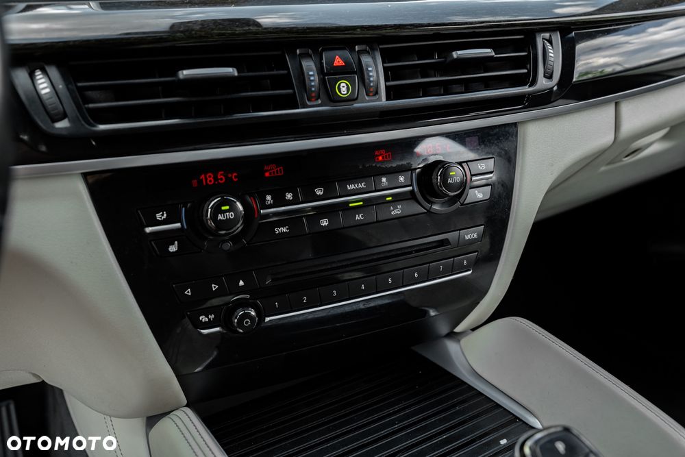 BMW X6 - 33