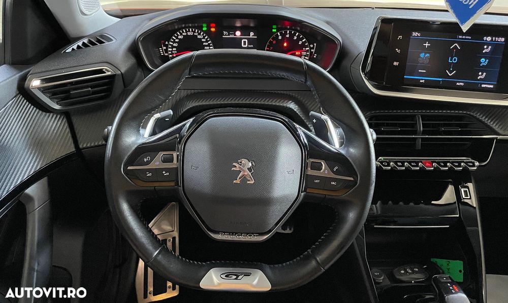 Peugeot 2008 1.2 L PureTech STT EAT8 GT Line - 39