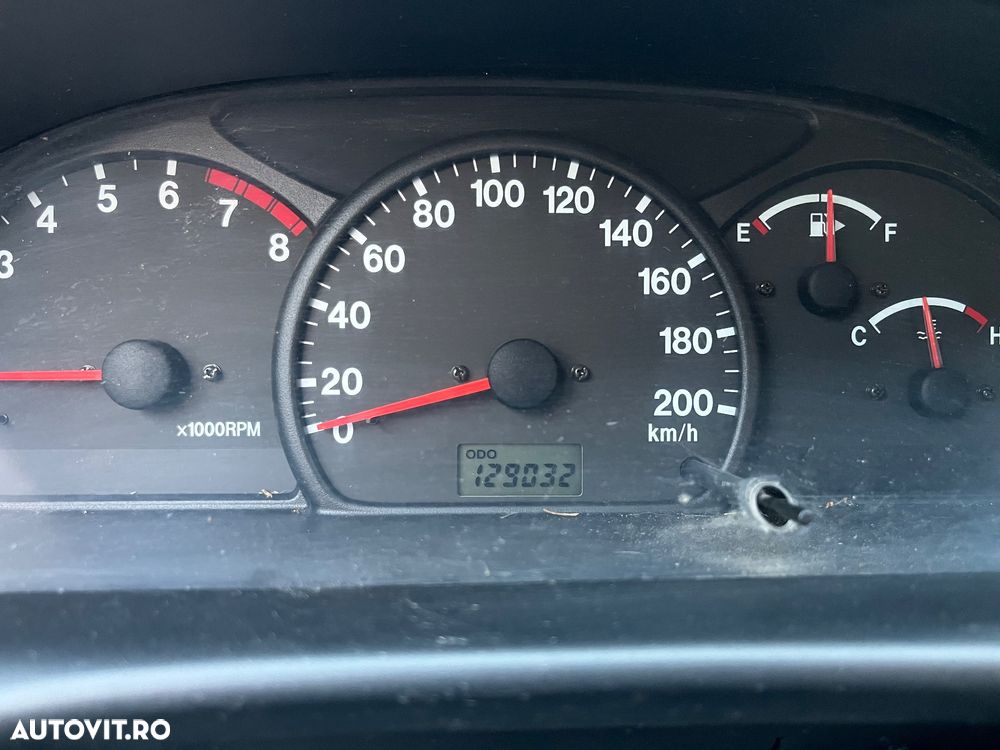 Suzuki Grand Vitara 1.6 A/C - 11