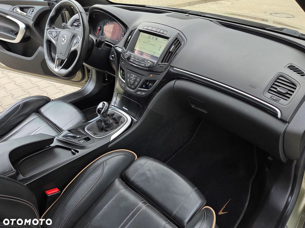 Opel Insignia 2.0 ECOTEC DI Turbo 4x4 ecoFLEX Start/Sto Business Edition - 22