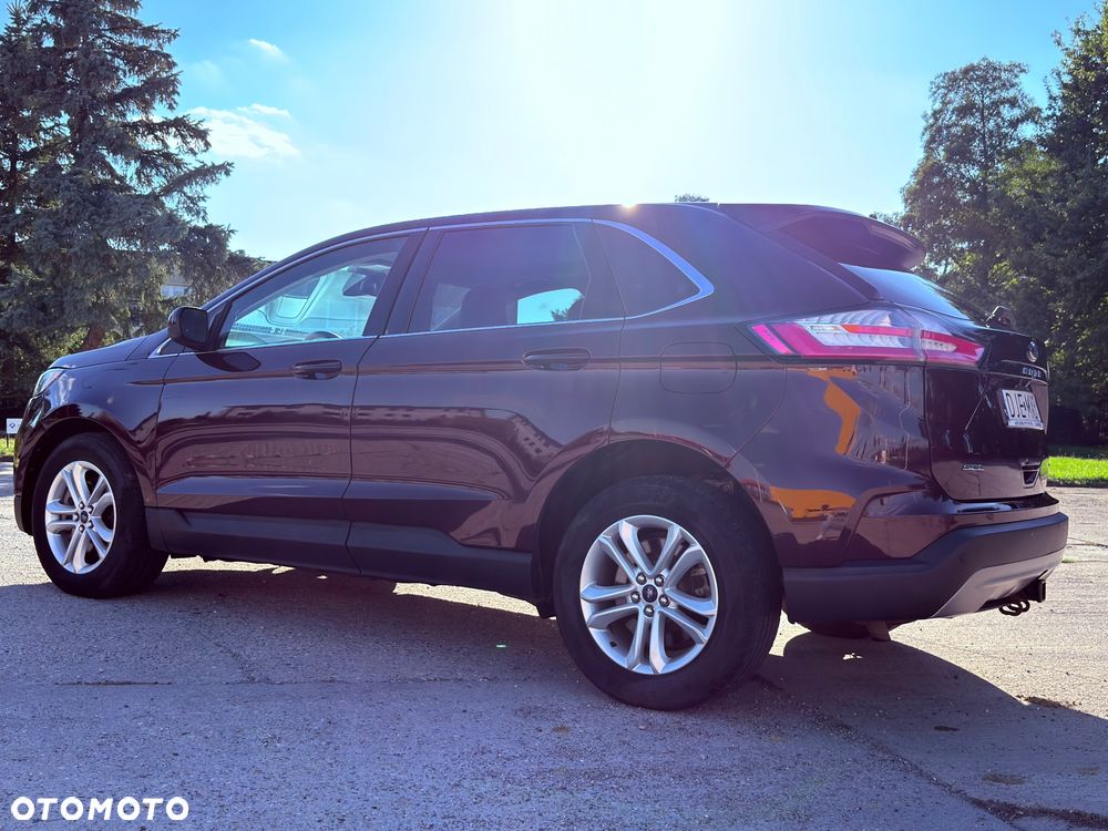 Ford Edge - 8