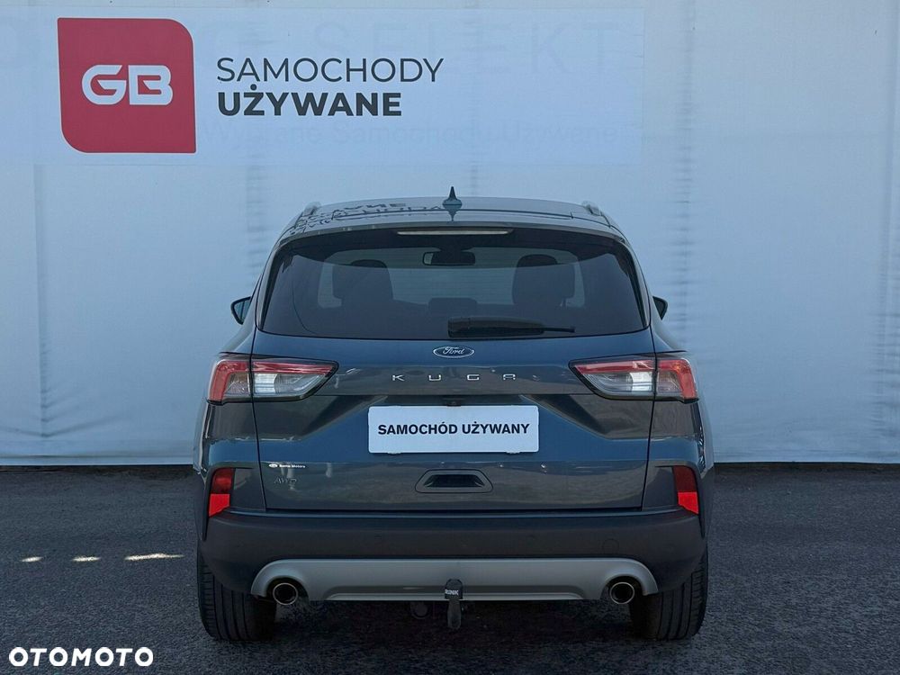 Ford Kuga - 8
