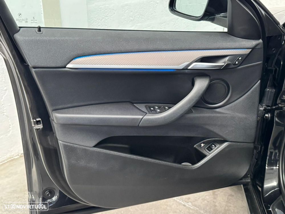 BMW X2 25 e xDrive Pack M - 36