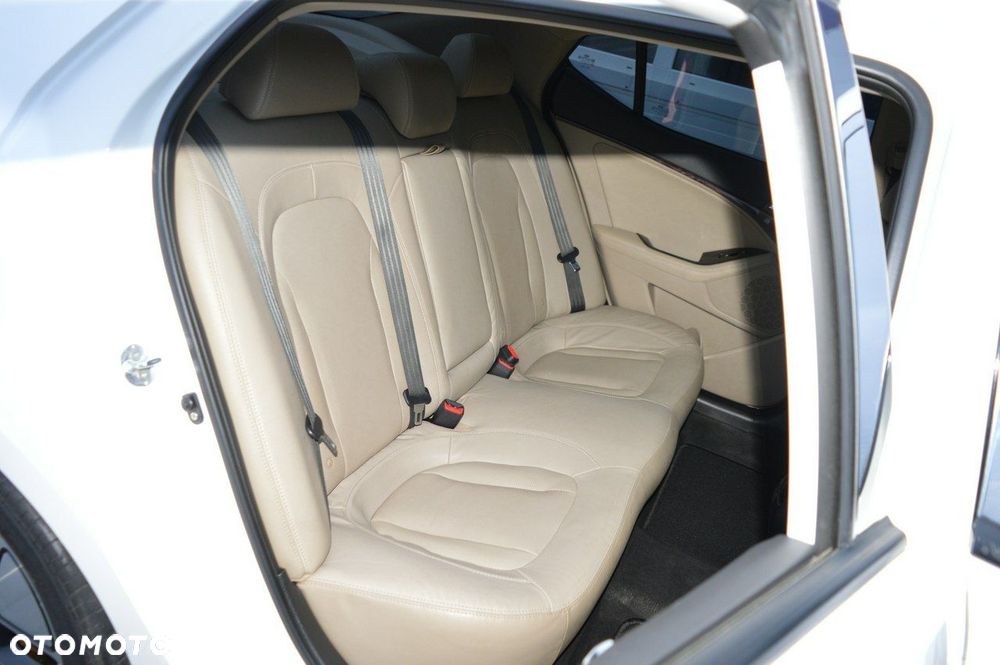 Kia Optima 2.0 Hybrid XL - 32