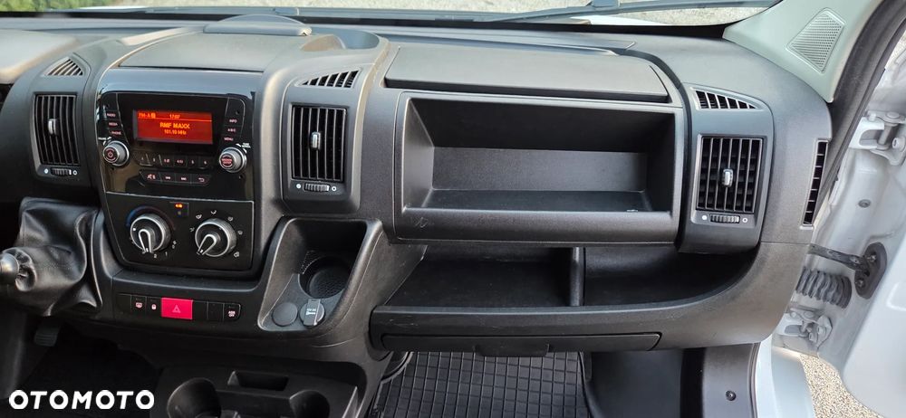 Peugeot BOXER - 37