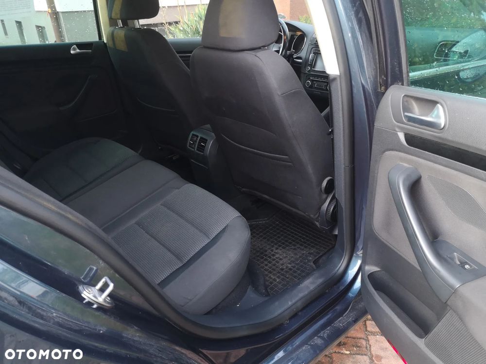 Volkswagen Golf 1.6 TDI DPF Highline - 20