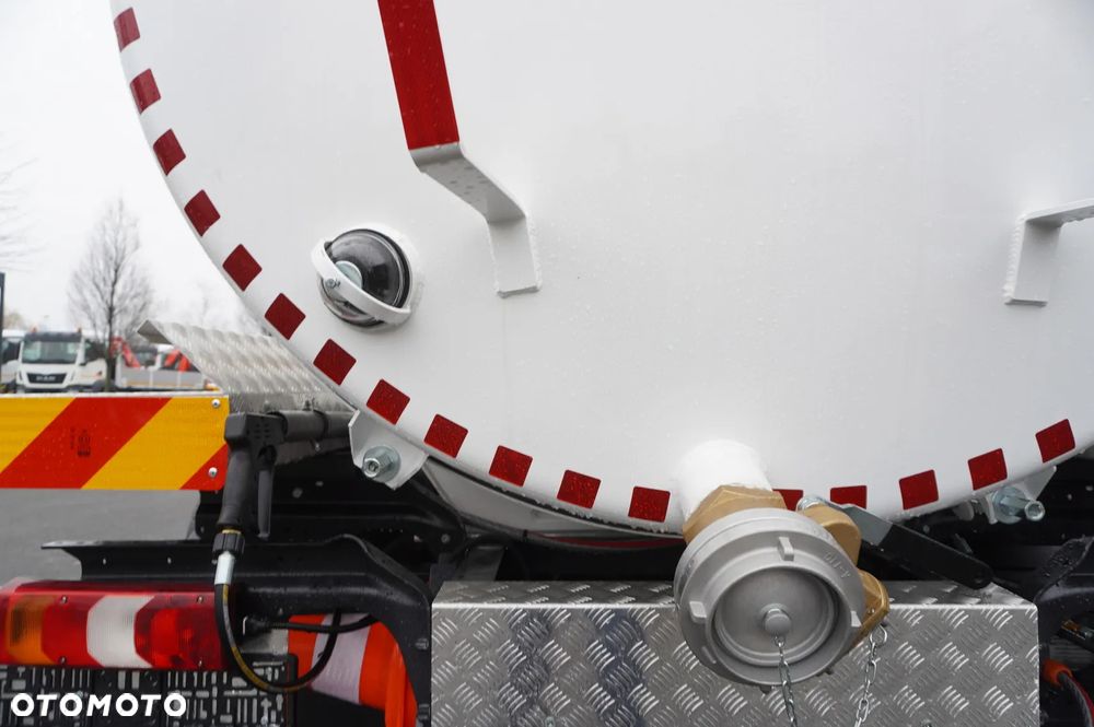 Mercedes-Benz Actros 1833 / 260 tys. km / Zabudowa WUKO 11000 l - 15