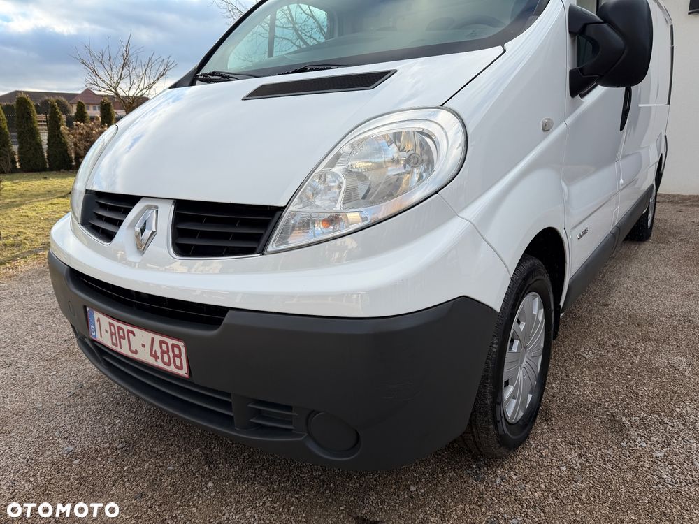 Renault trafic - 10