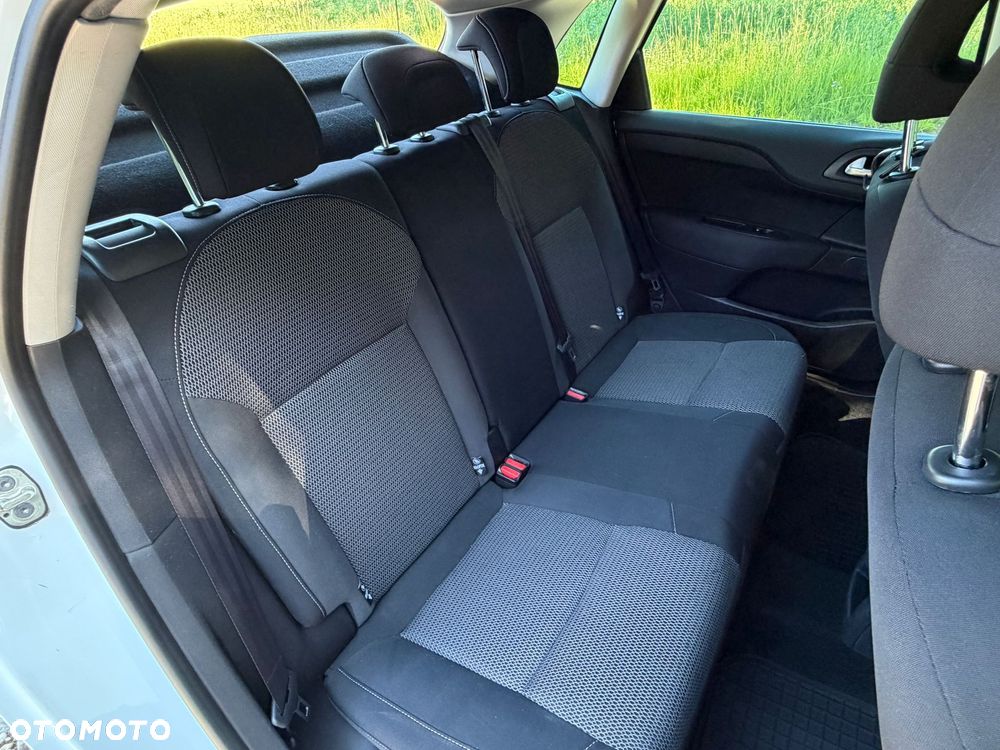 Citroën C4 HDi 90 Business Class - 33