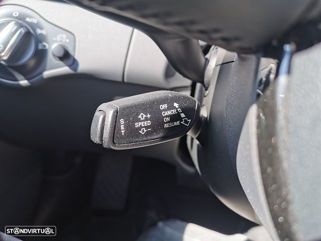 Audi A4 Avant 2.0 TDI Multitronic - 17