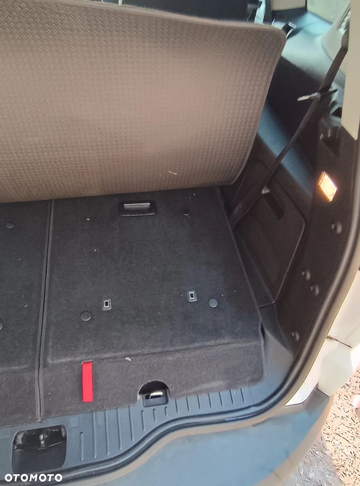 Ford S-Max 2.0 TDCi DPF Titanium - 12