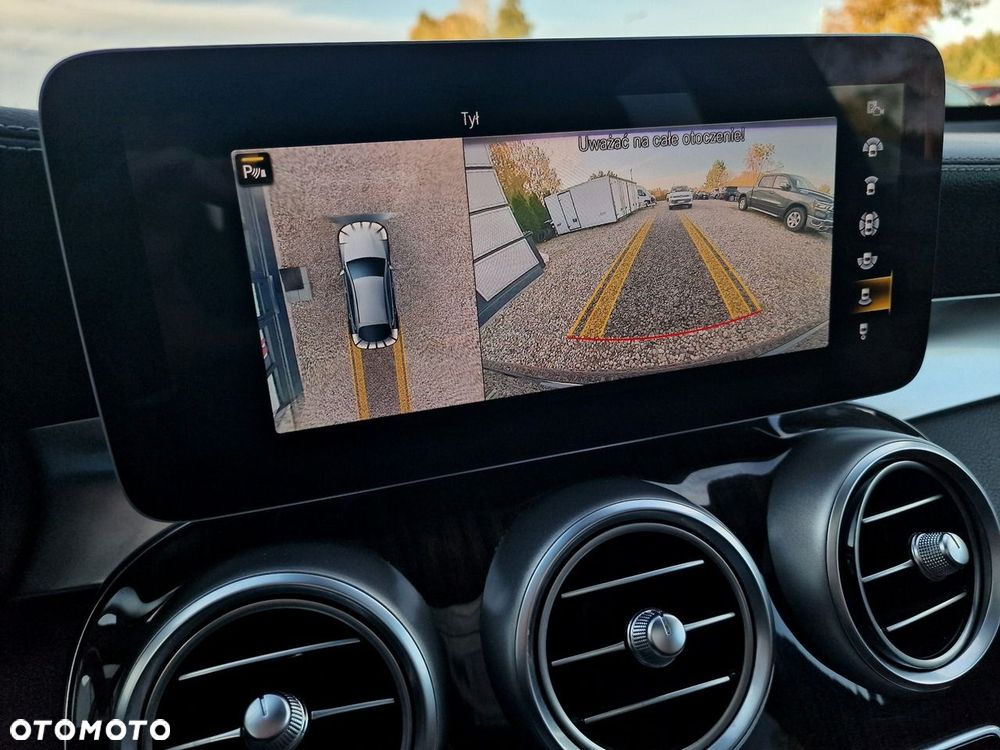 Mercedes-Benz GLC - 25