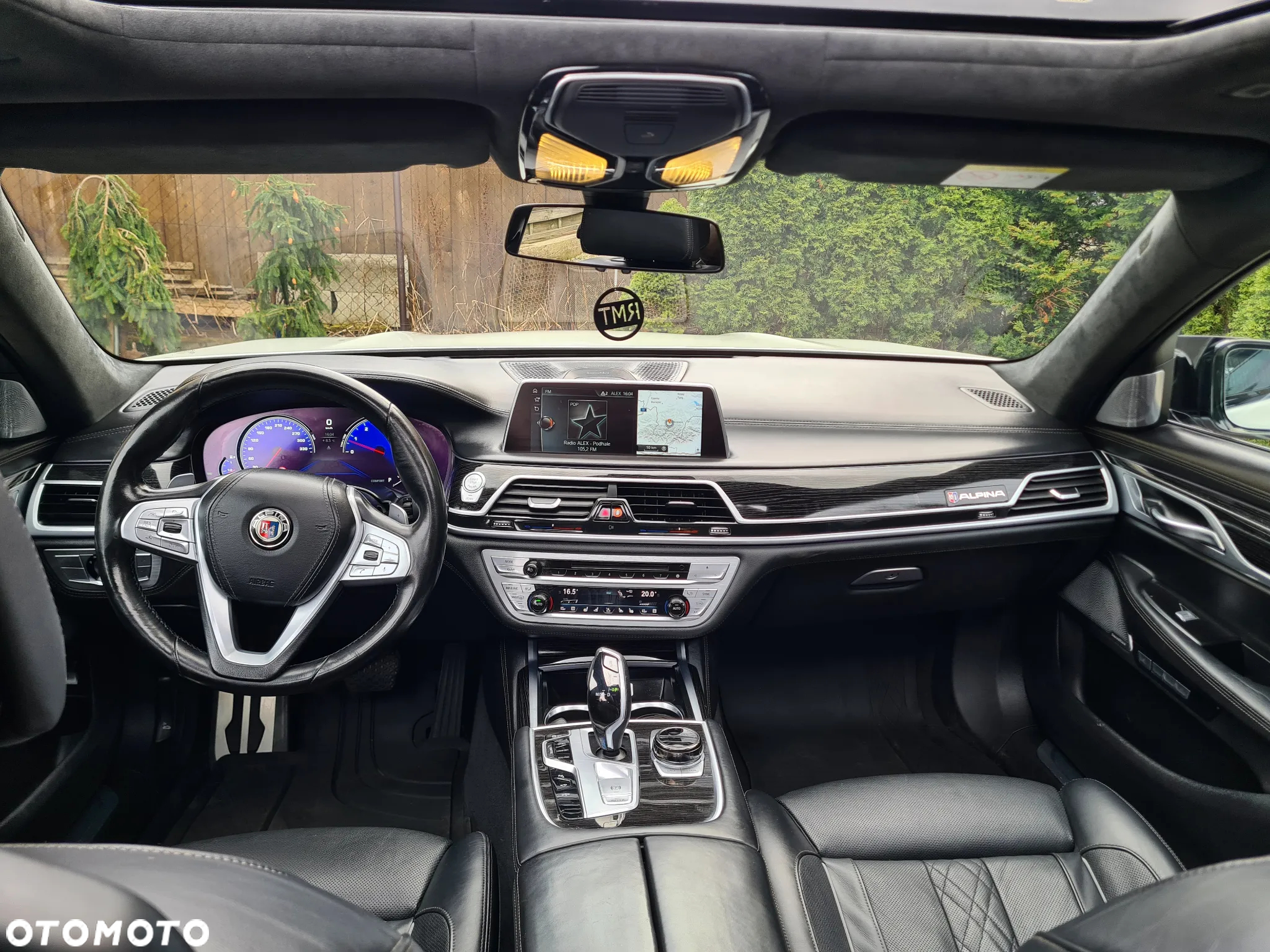 BMW Seria 7 750i xDrive - 14