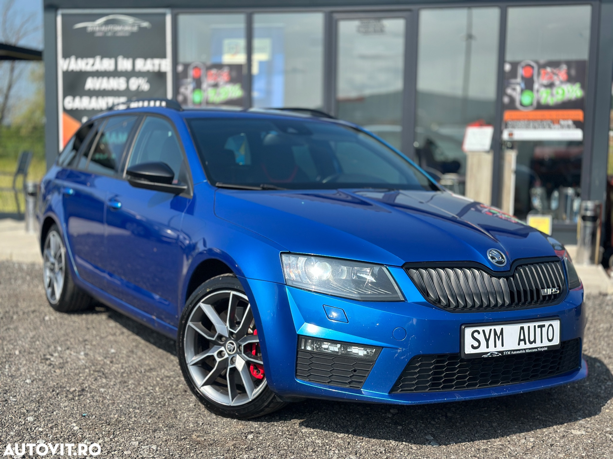 Skoda Octavia Combi 2.0 TDI (Green tec) RS - 2