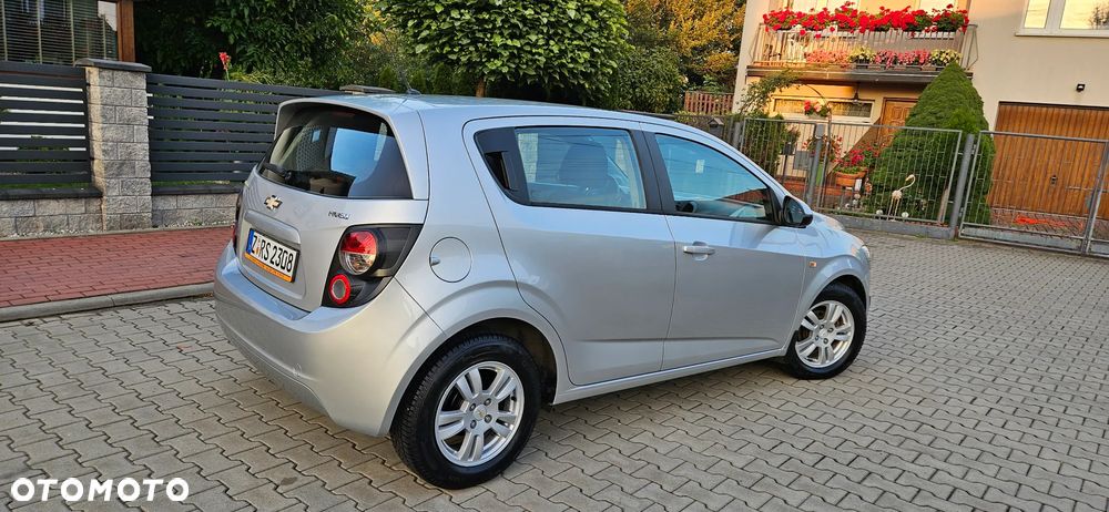 Chevrolet Aveo 1.4 LT S/S - 4