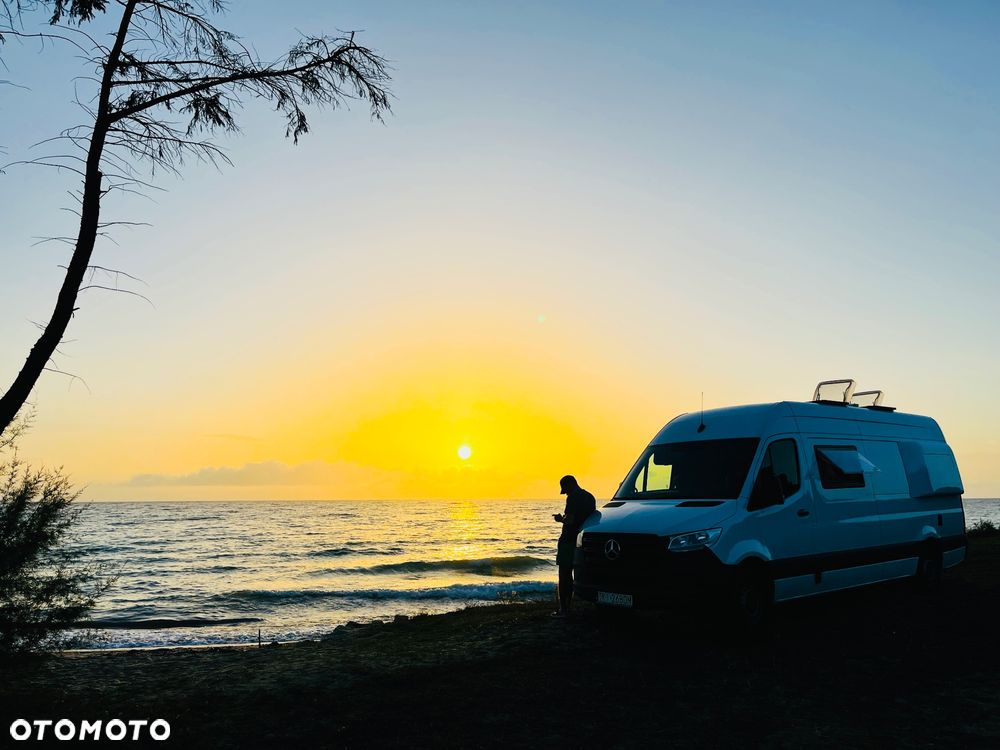 Mercedes-Benz Sprinter 907.235 - 3