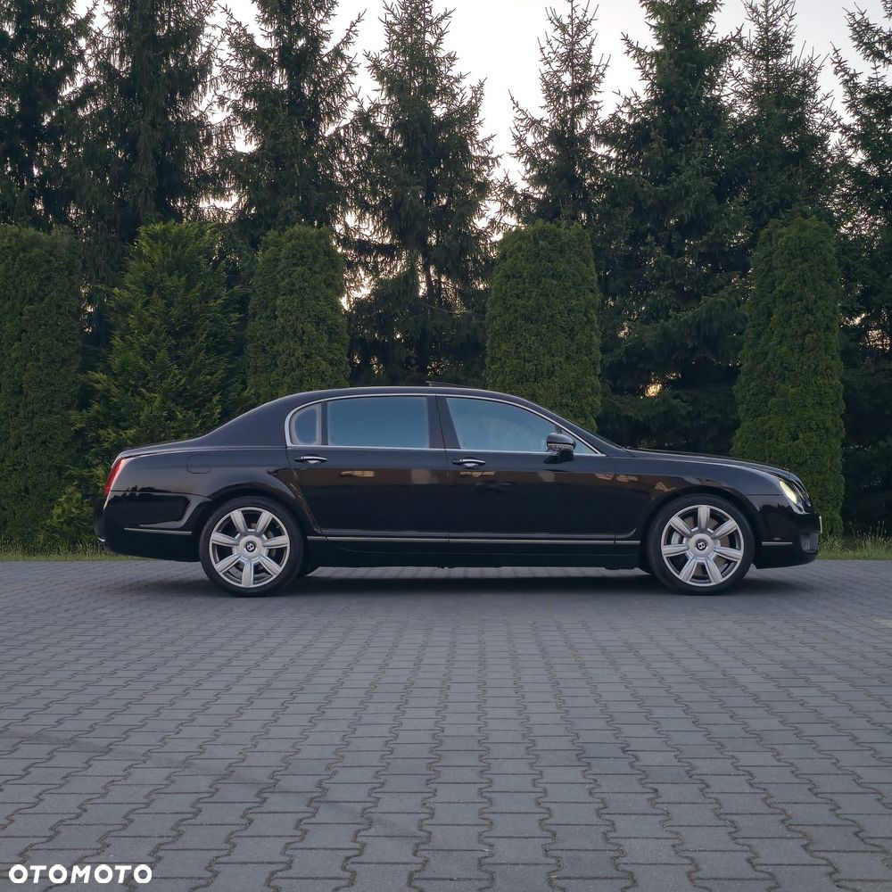 Bentley Flying Spur - 10
