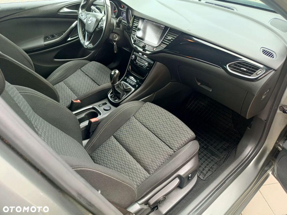 Opel Astra 1.4 Turbo Innovation - 12
