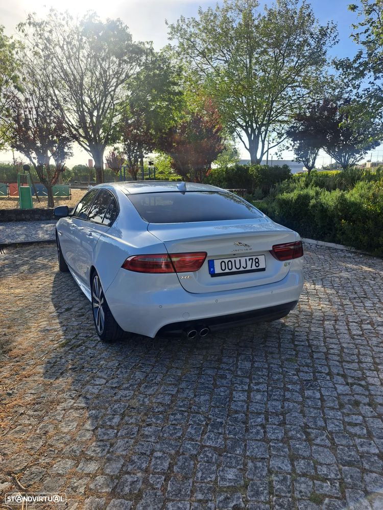 Jaguar XE 2.0 D R-Sport Aut. - 4