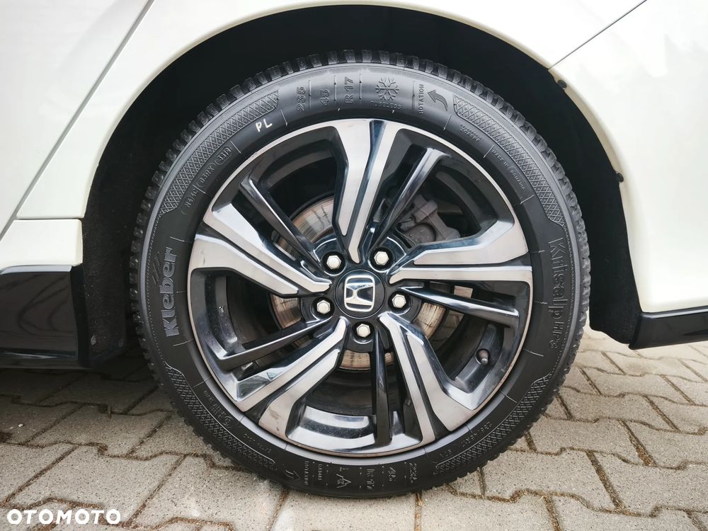 Honda Civic 1.5 T Sport (Navi) - 17