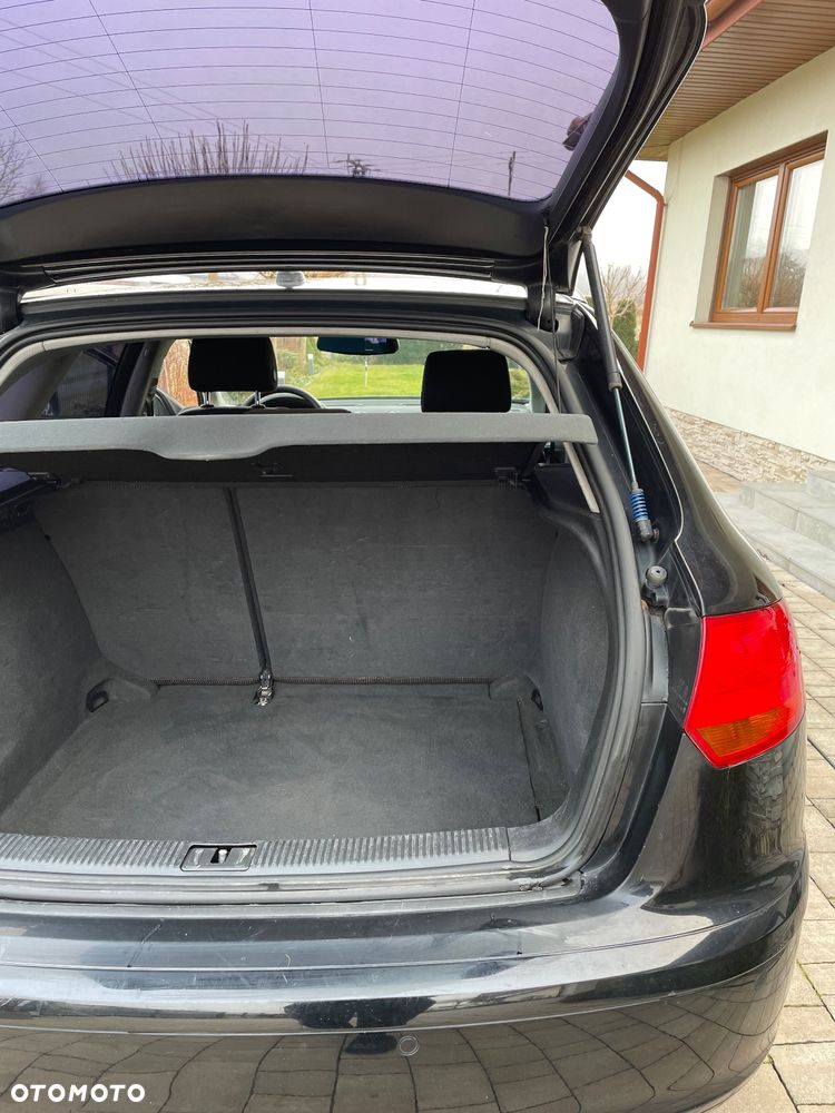 Audi A3 Sportback 2.0 TDI DPF Ambition - 6