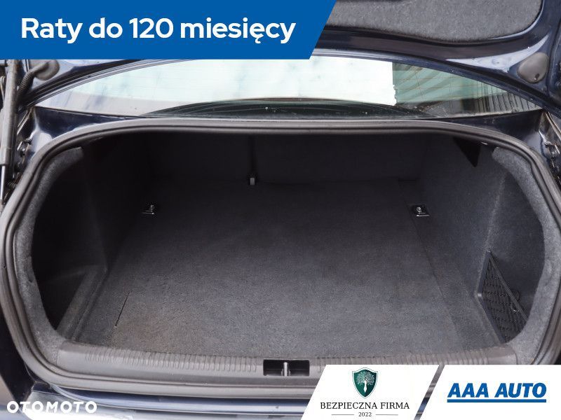 Audi A4 Limousine - 16