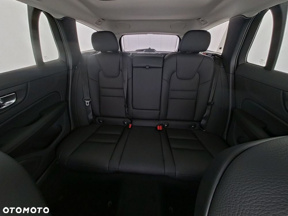 Volvo V60 B4 B Plus Dark - 7