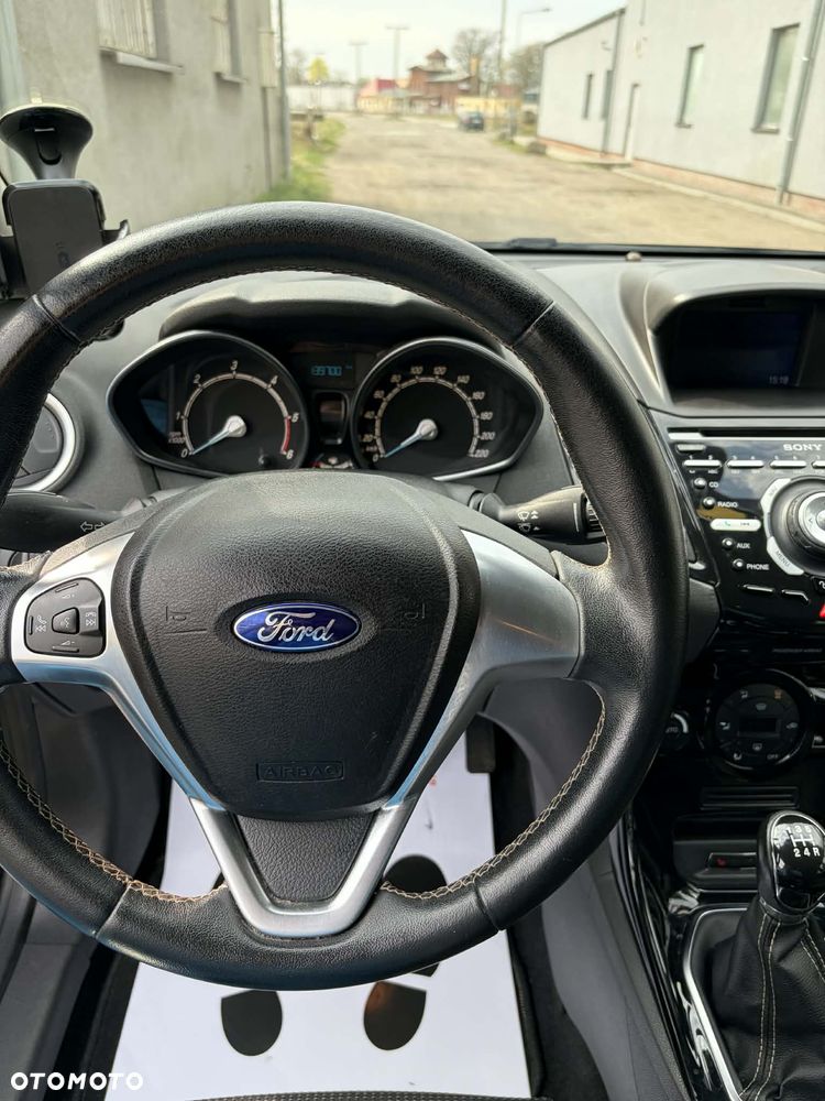 Ford Fiesta 1.5 TDCi Titanium - 16