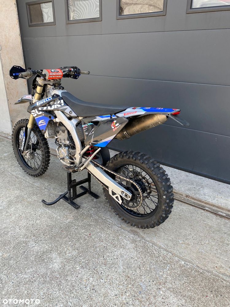 Suzuki RM-Z - 3