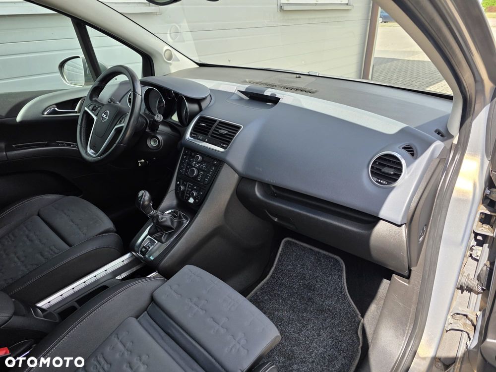 Opel Meriva 1.4 T Cosmo - 22