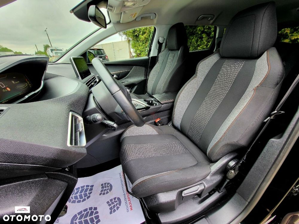 Peugeot 5008 - 5