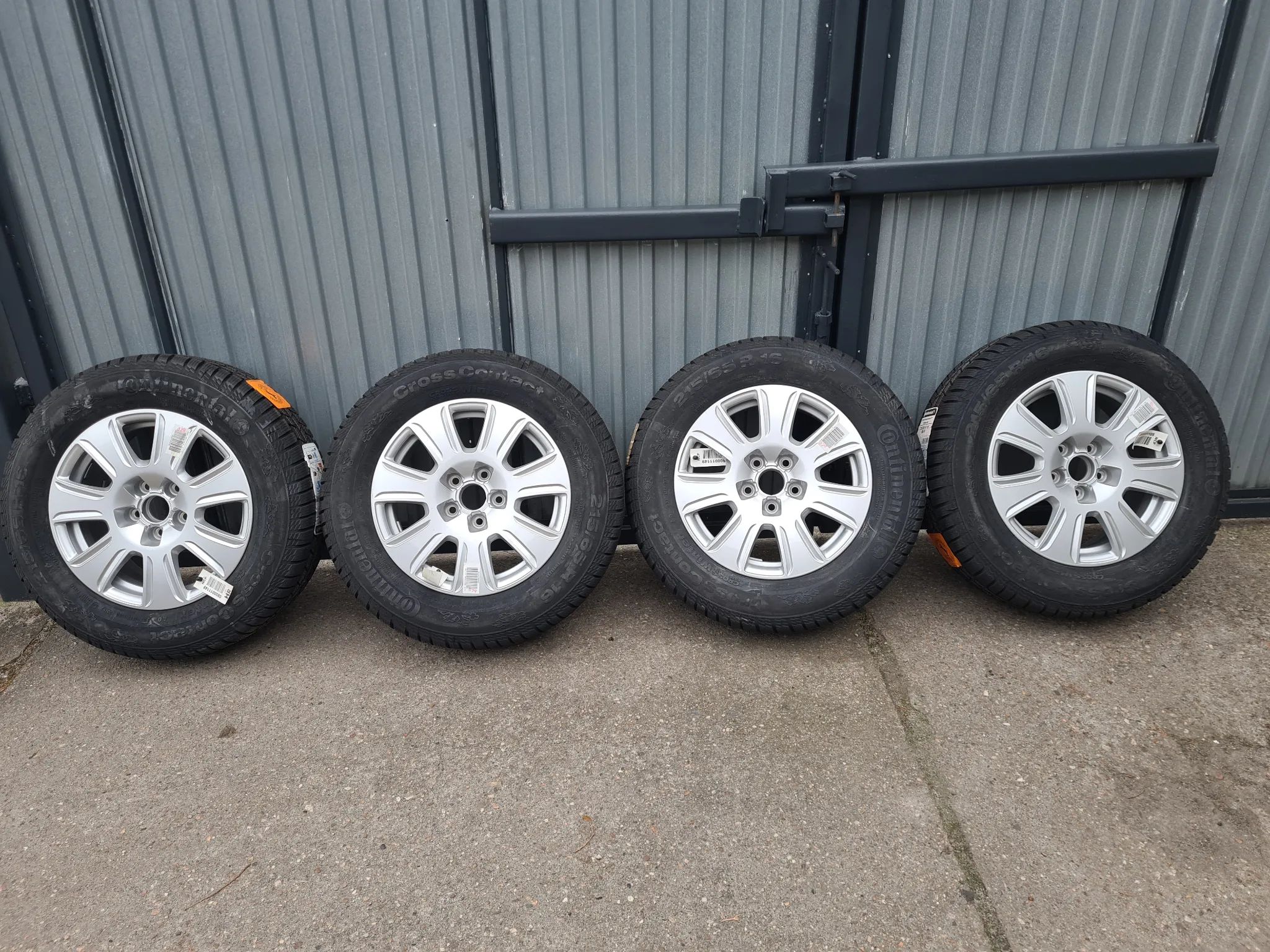 KOŁA 16 AUDI Q3 8U A4 A6 215/65 R16 Nowe Zima !!! - 1