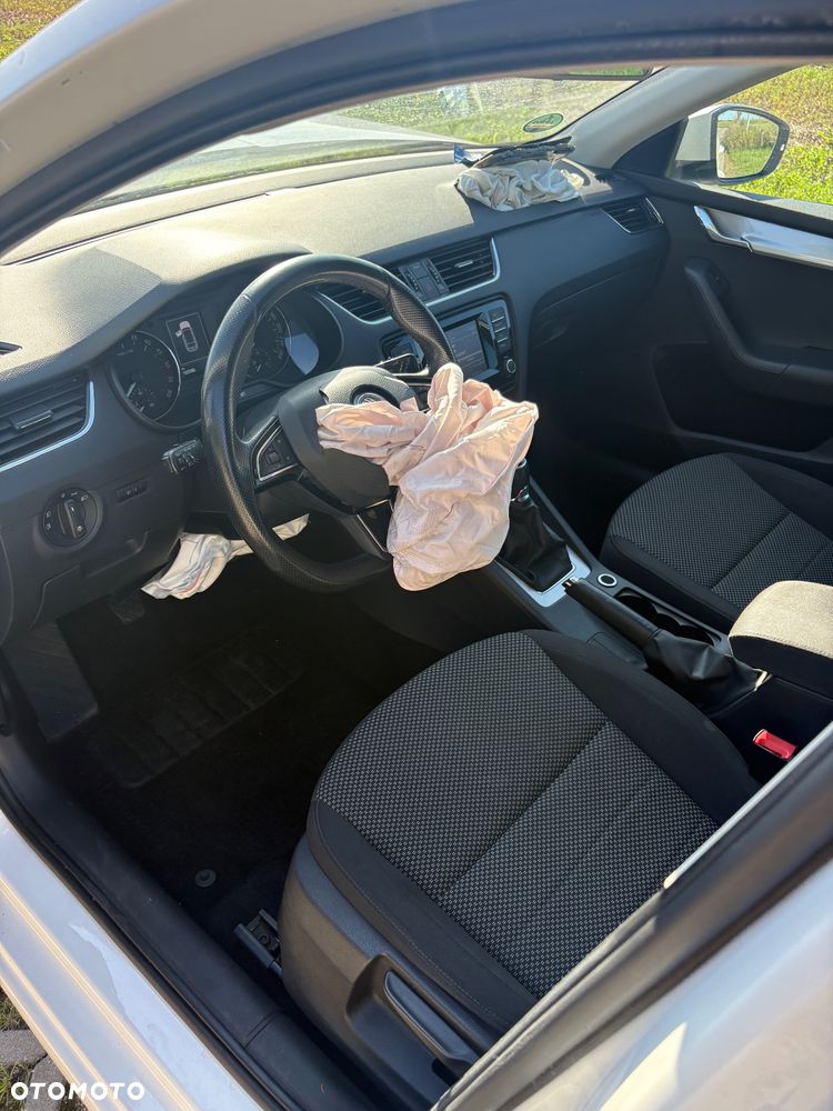 Skoda Octavia 1.6 TDI DPF Active - 12