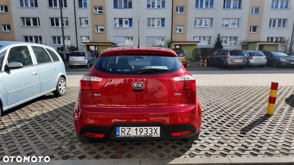 Kia Rio 1.1 crdi M - 6
