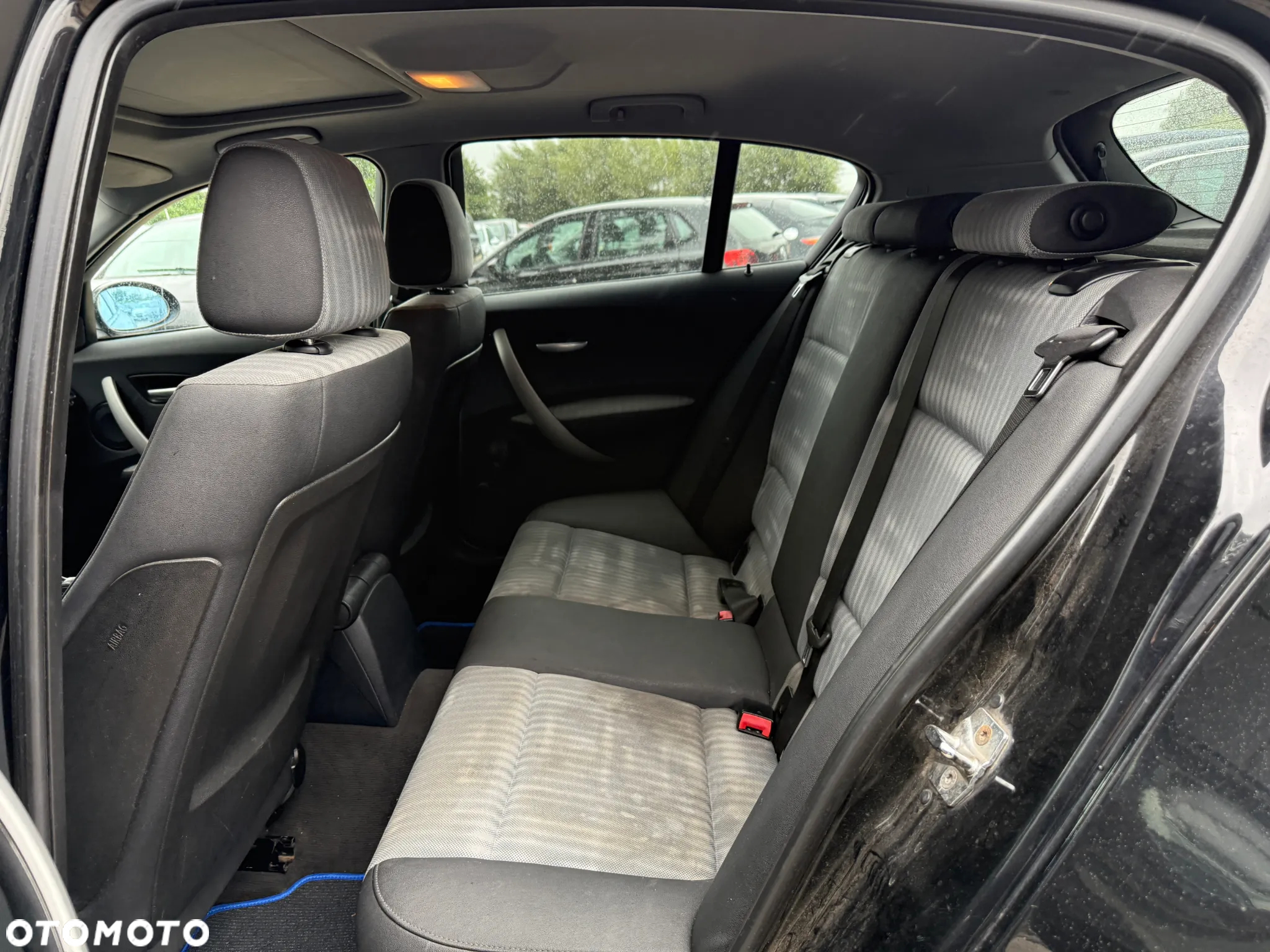 BMW Seria 1 118d - 28