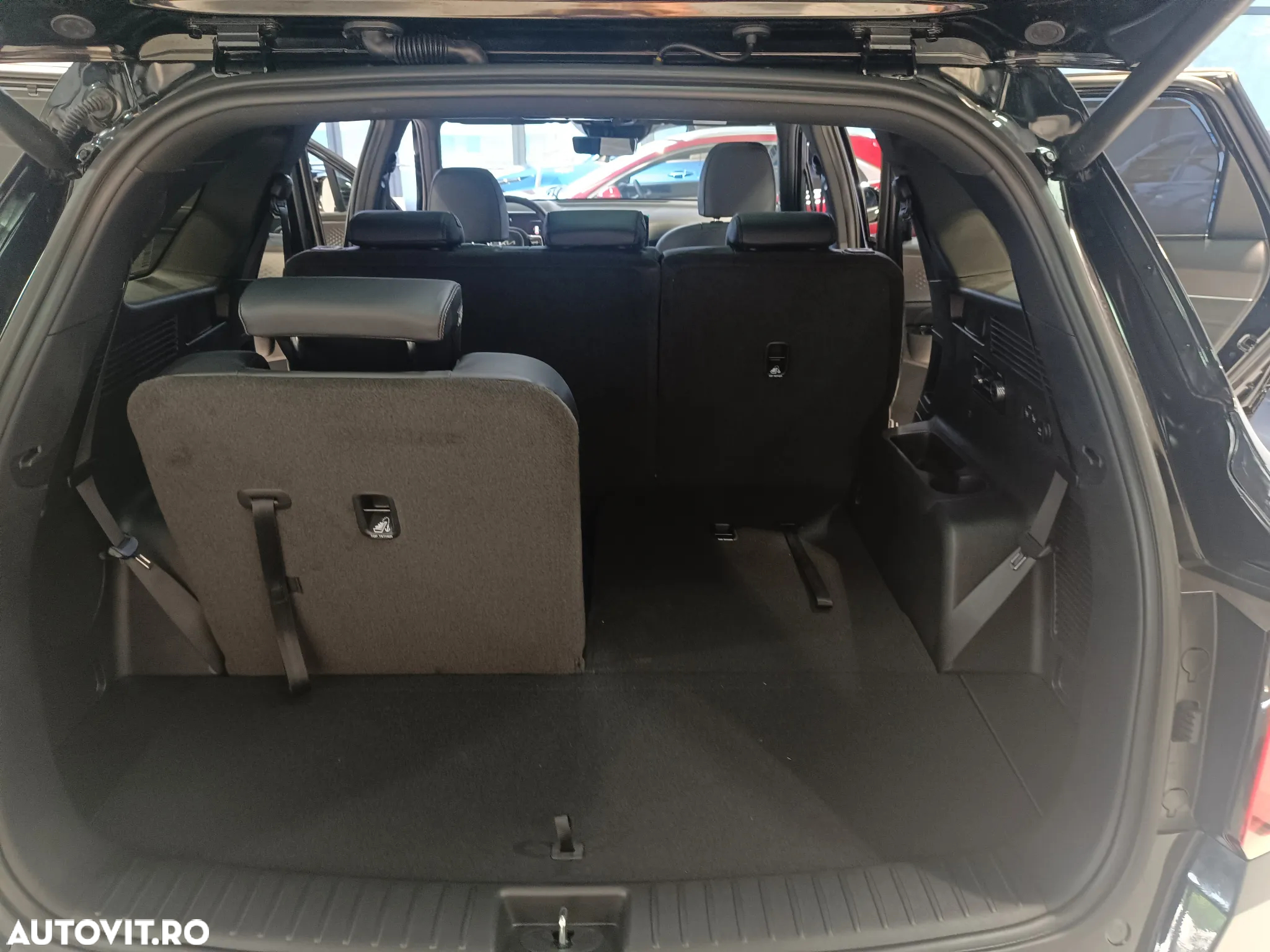 Kia Sorento - 33