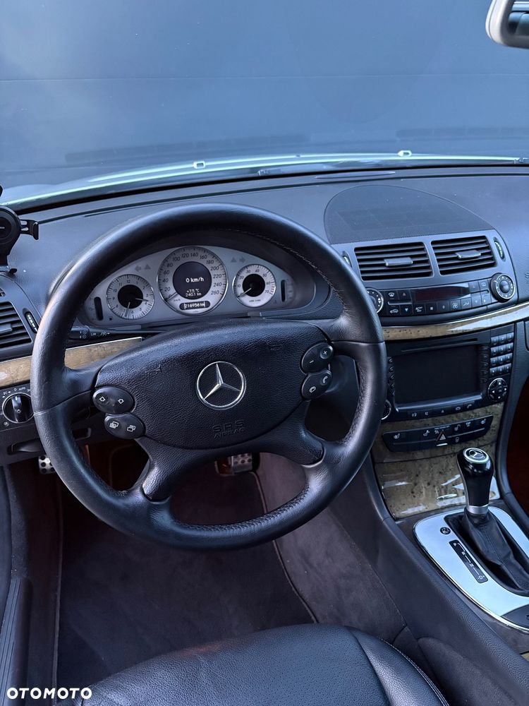 Mercedes-Benz Klasa E - 17